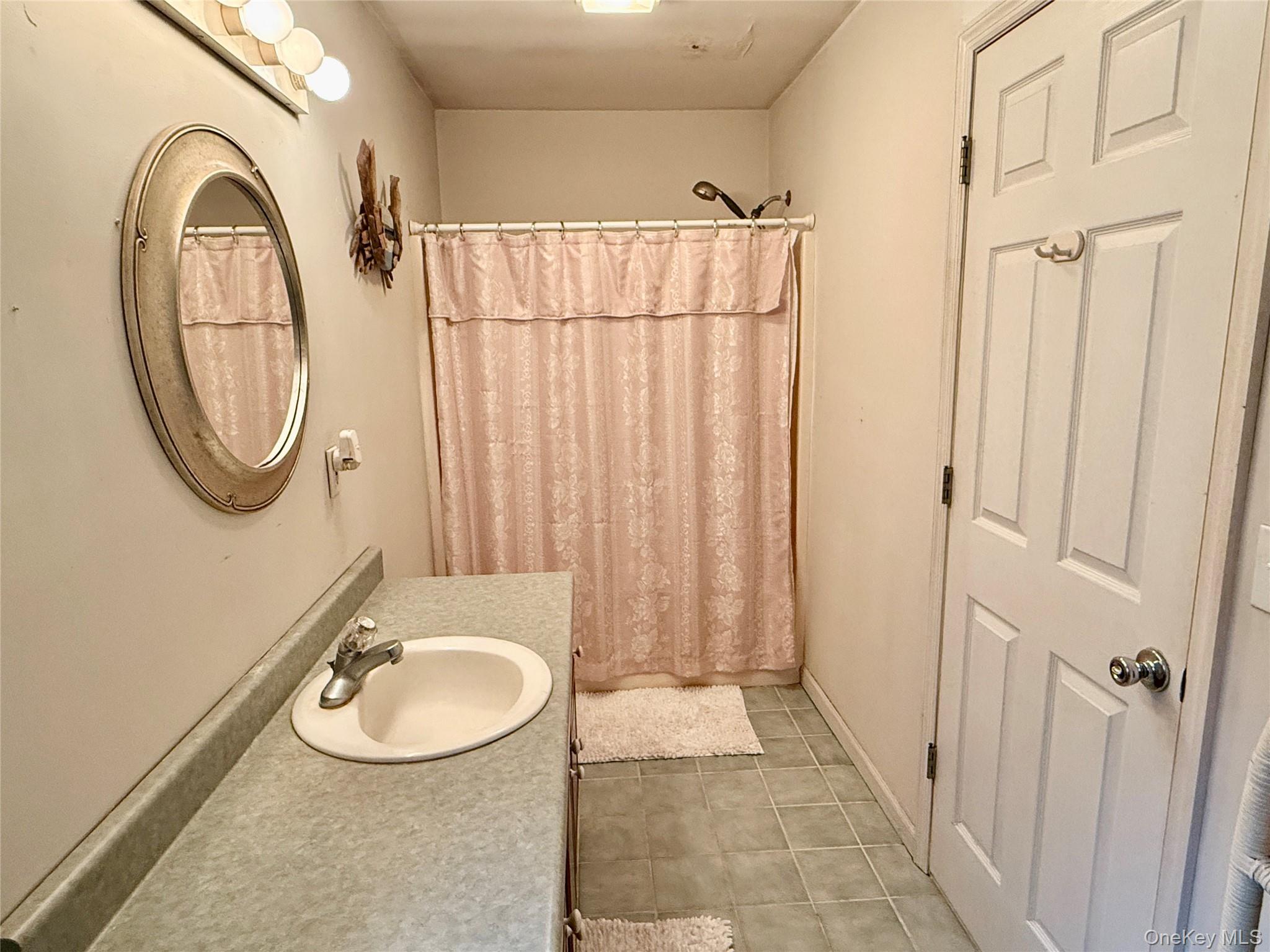 84 Tap Stone Ln, Port Jervis, NY 12771