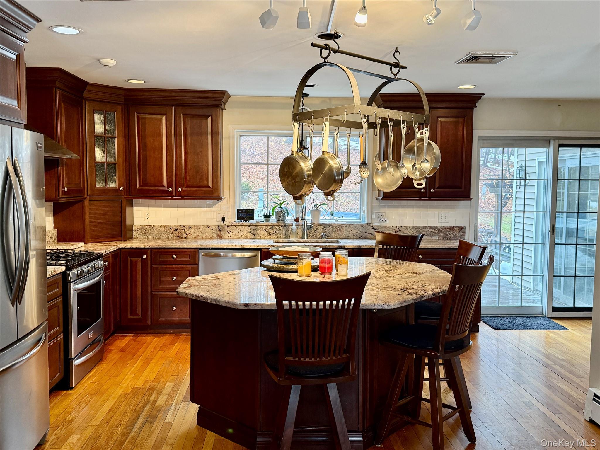 84 Tap Stone Ln, Port Jervis, NY 12771