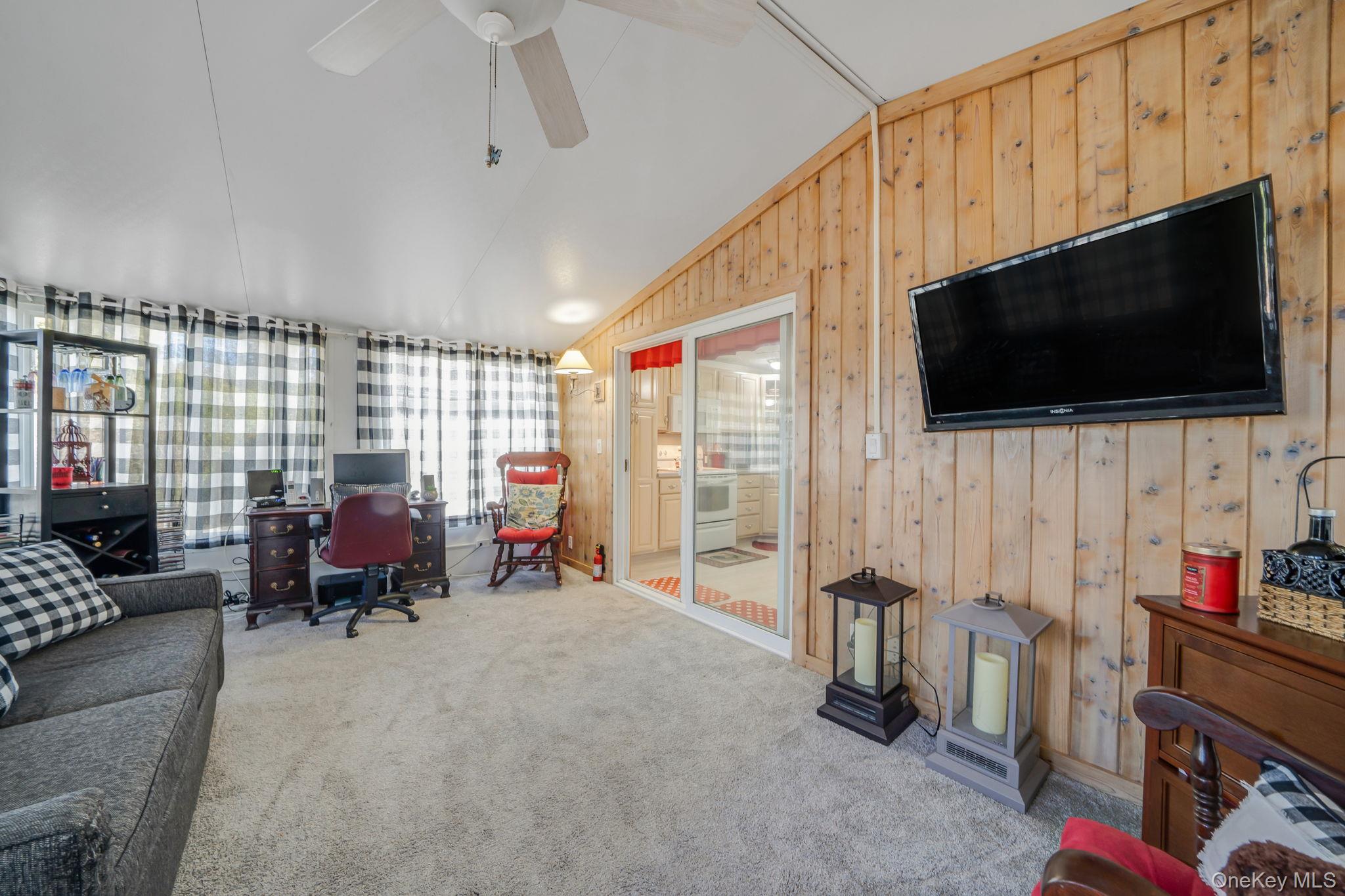 2 Dogwood Lane, Manorville, NY 11949