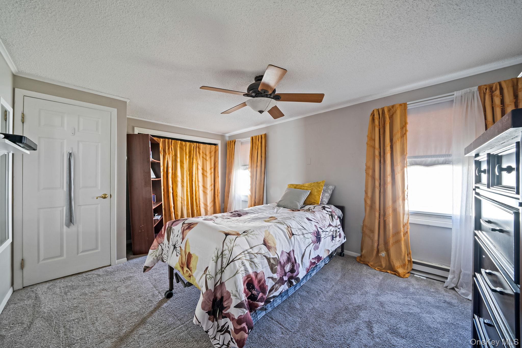 2 Dogwood Lane, Manorville, NY 11949