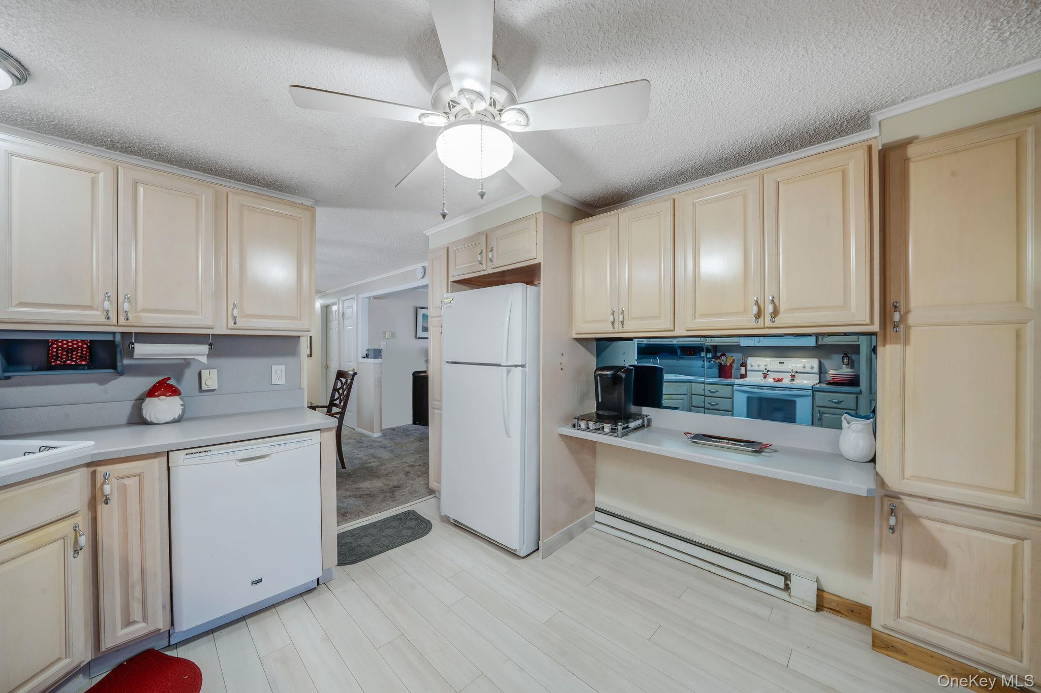 2 Dogwood Lane, Manorville, NY 11949