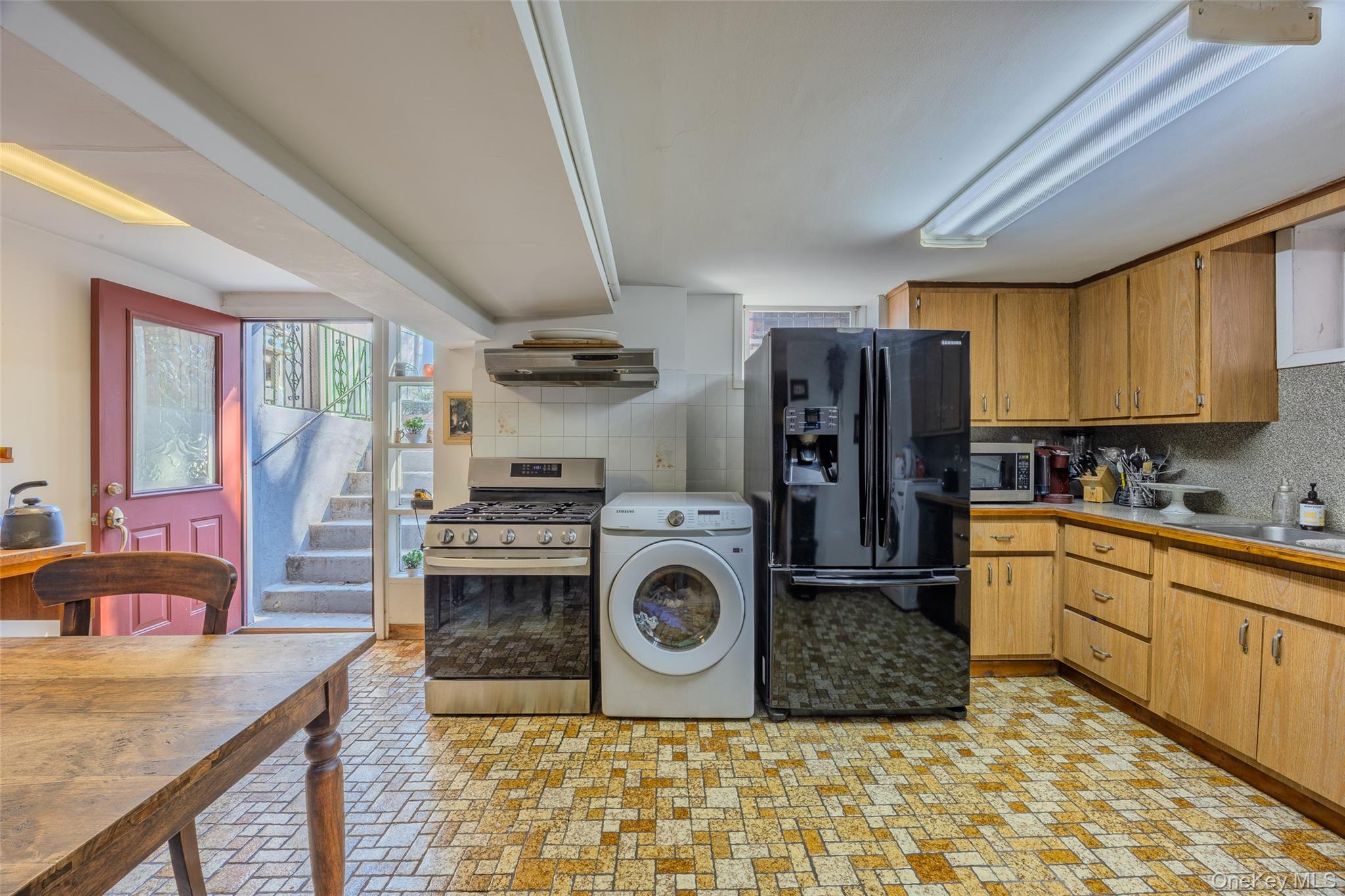 3553 12th Avenue, Brooklyn, NY 11218