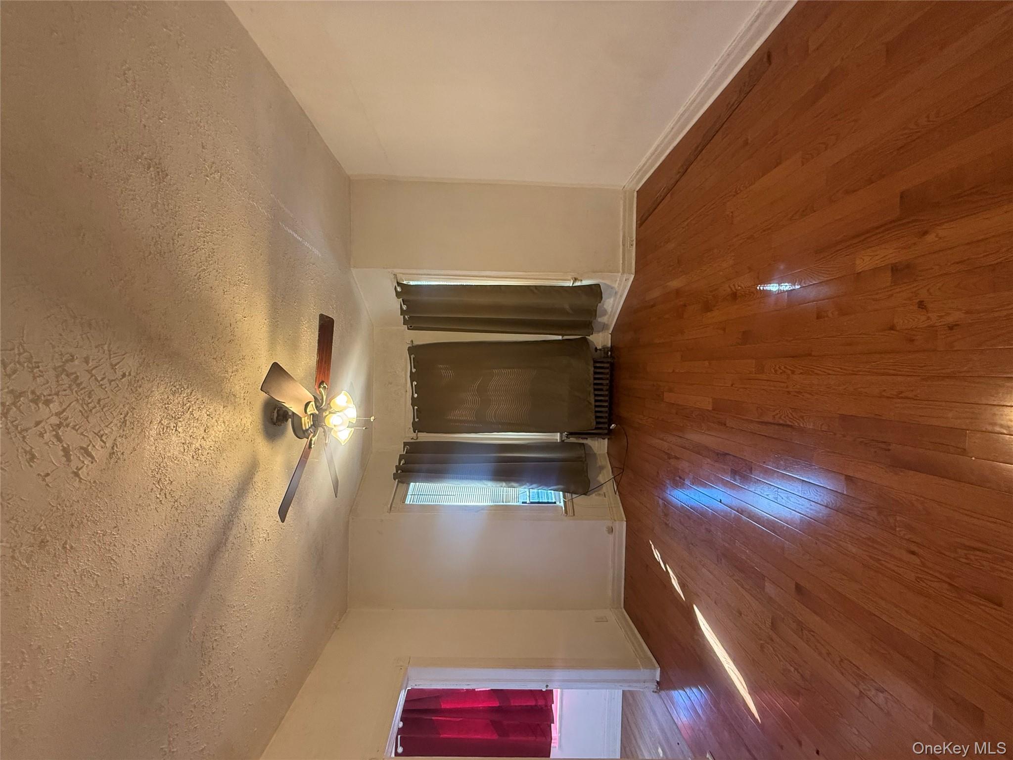 849 E 221st Street, Bronx, NY 10467