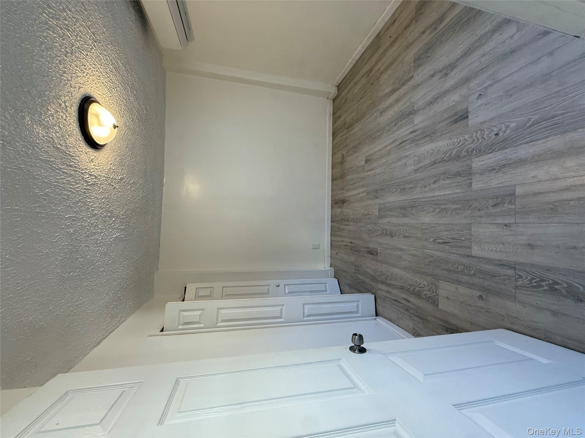 849 E 221st Street, Bronx, NY 10467