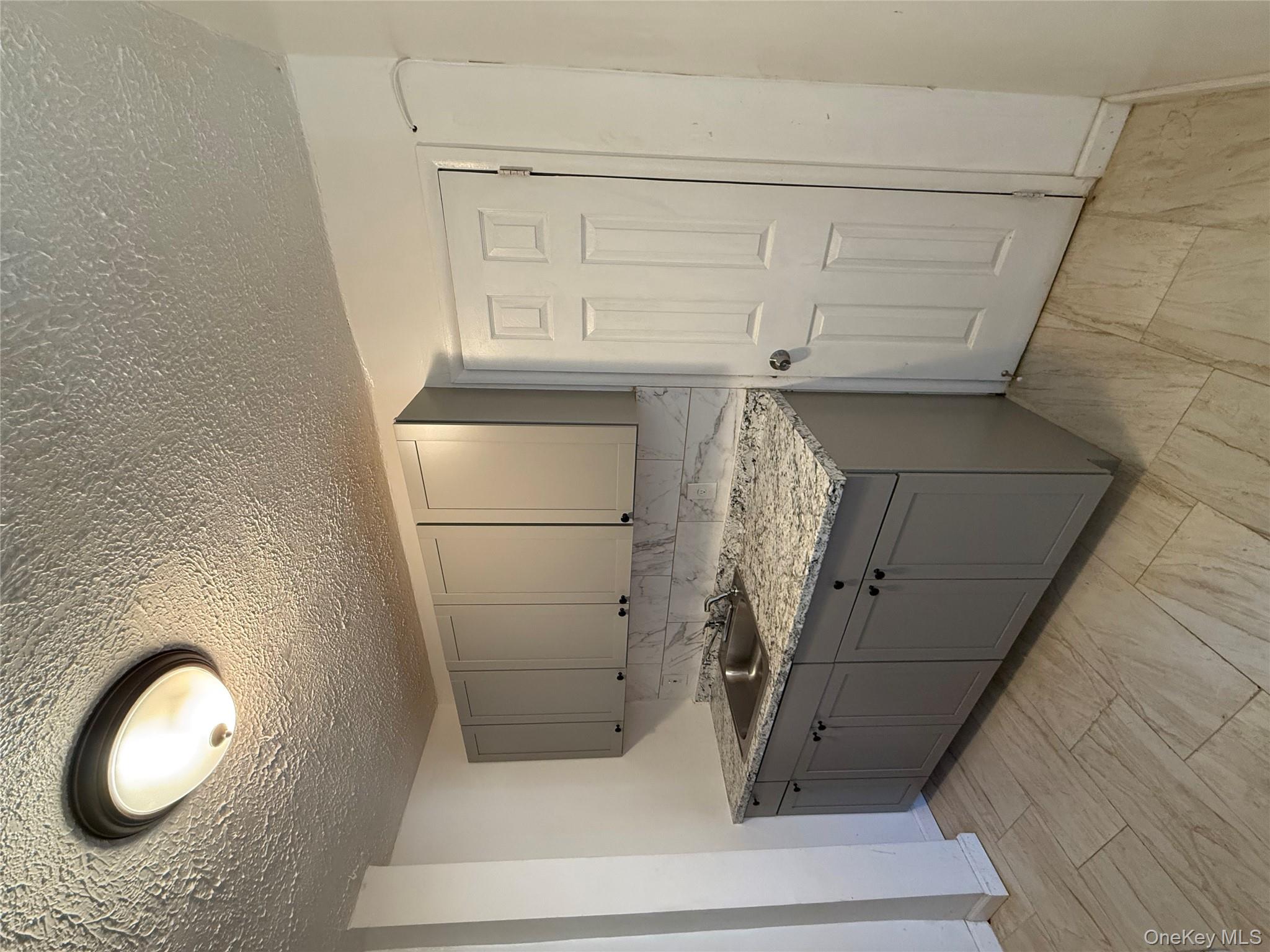 849 E 221st Street, Bronx, NY 10467