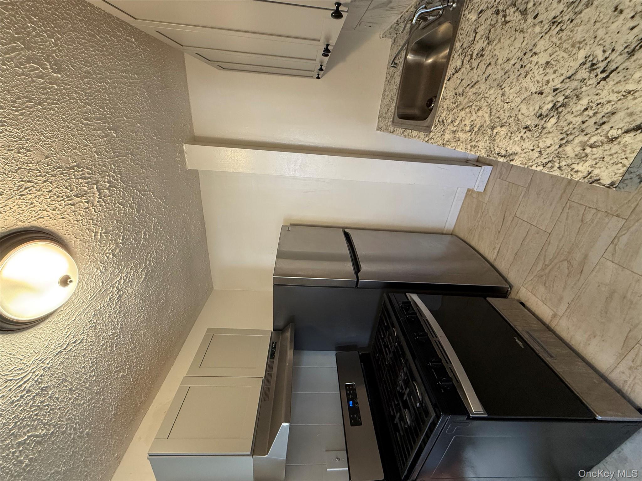 849 E 221st Street, Bronx, NY 10467