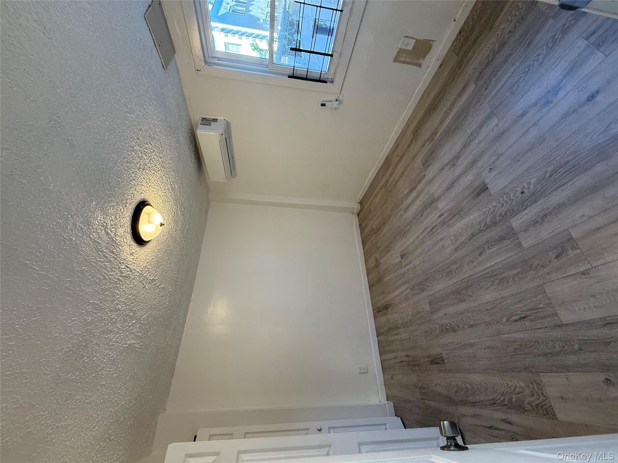 849 E 221st Street, Bronx, NY 10467