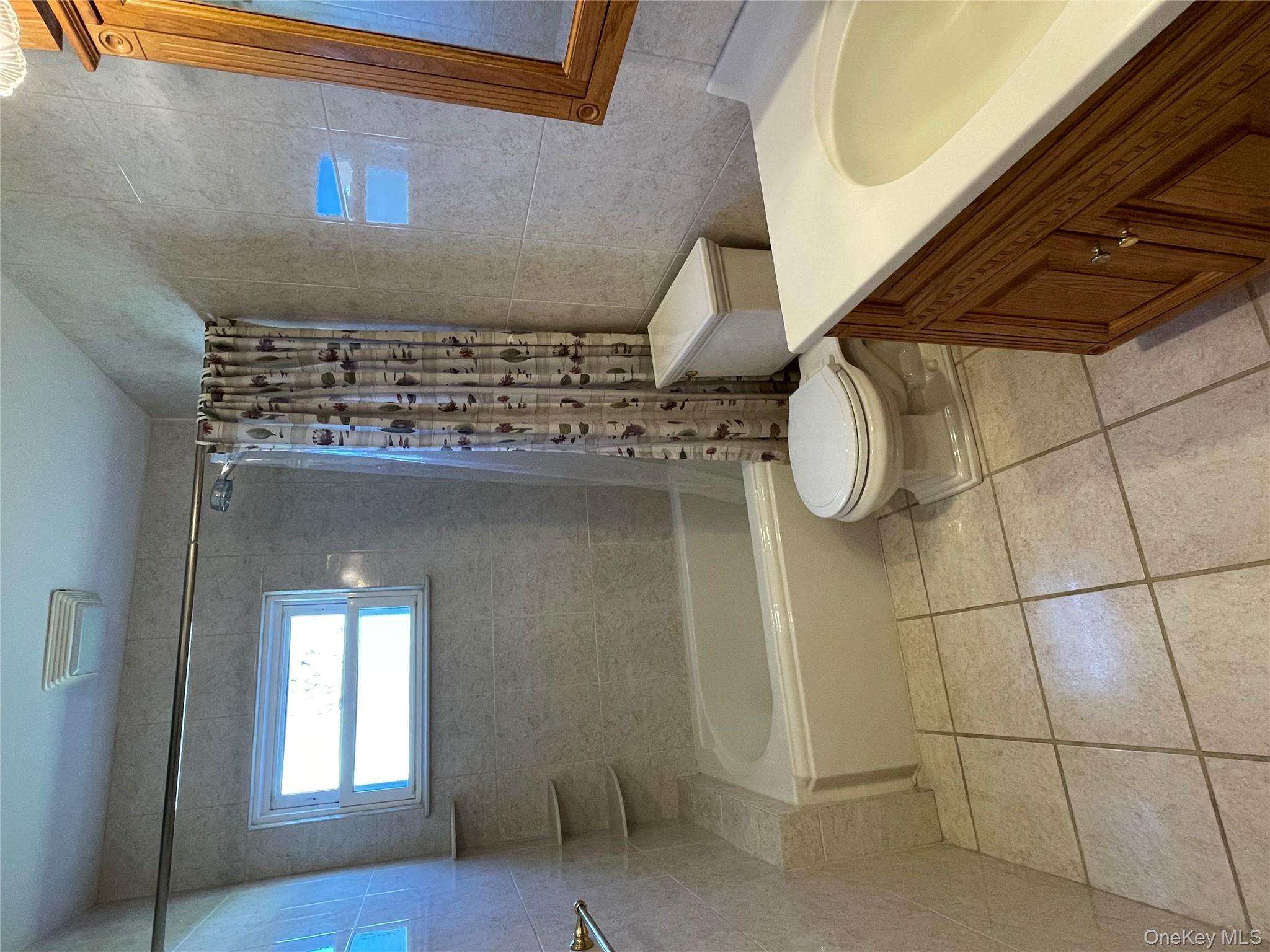 400 Foch Boulevard, Mineola, NY 11501