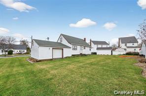 400 Foch Boulevard, Mineola, NY 11501
