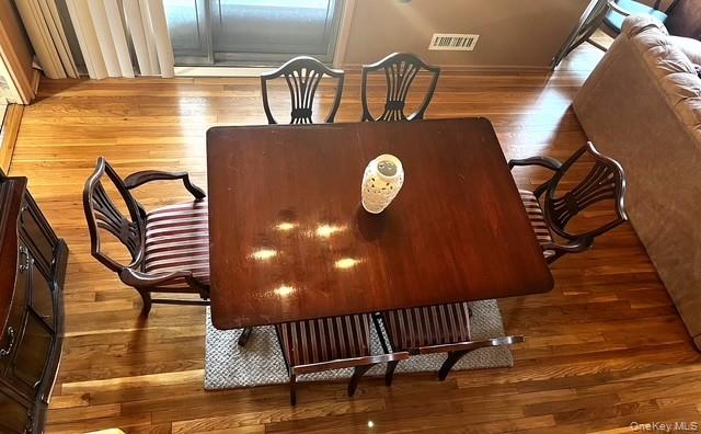 15 Elaine Place, Plainview, NY 11803