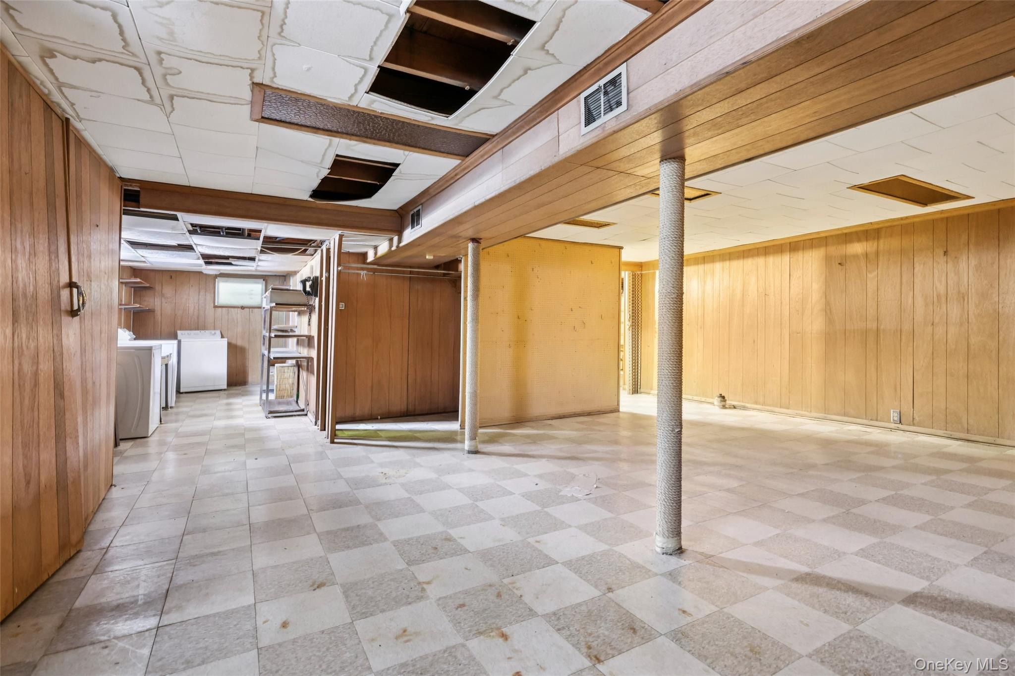 25 Freund Drive, Nanuet, NY 10954