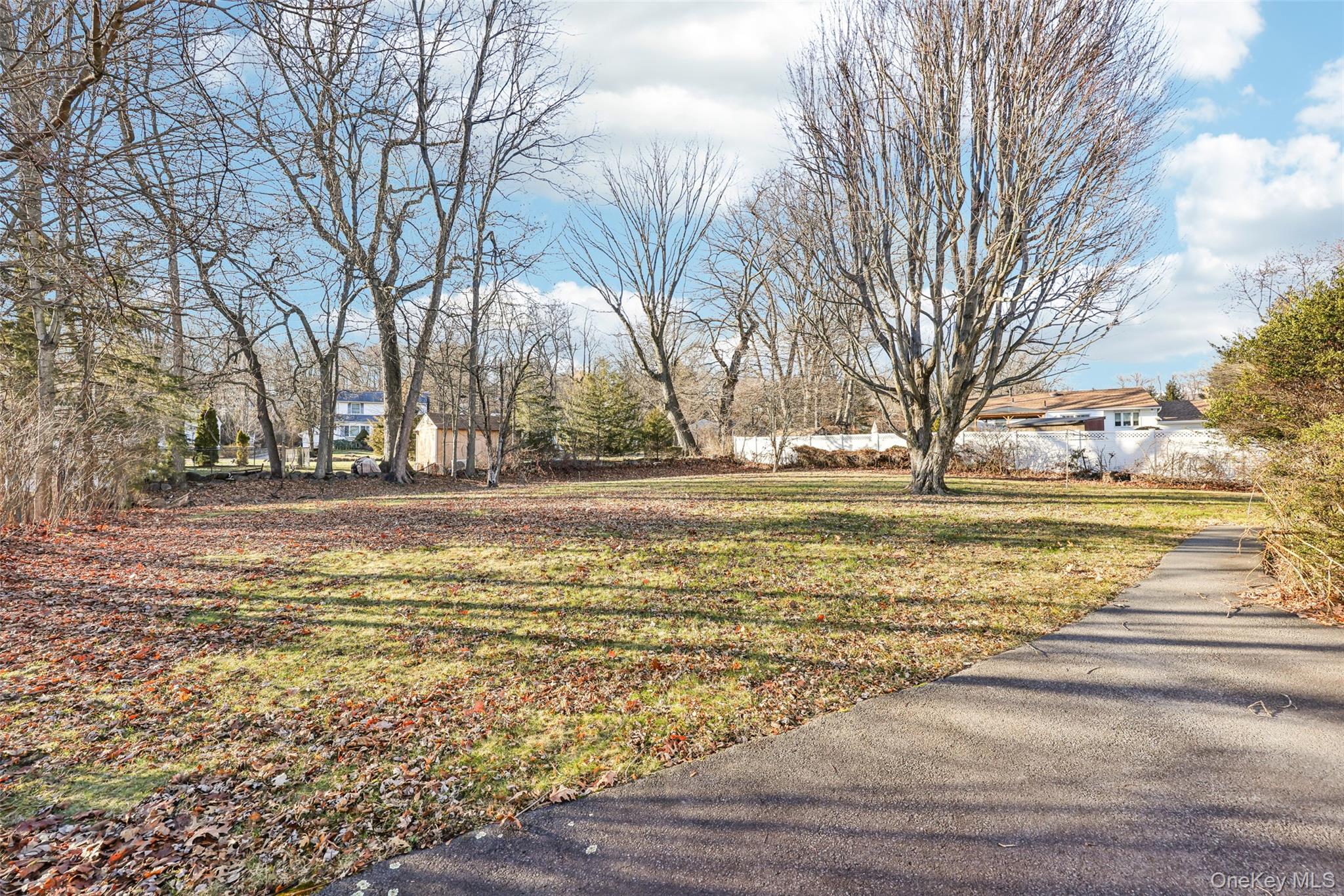 25 Freund Drive, Nanuet, NY 10954