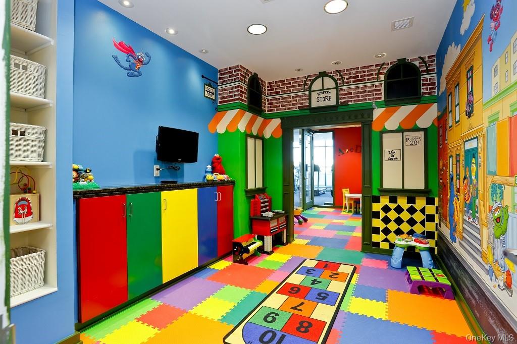 175 Huguenot Street # 1605, New Rochelle, NY 10801