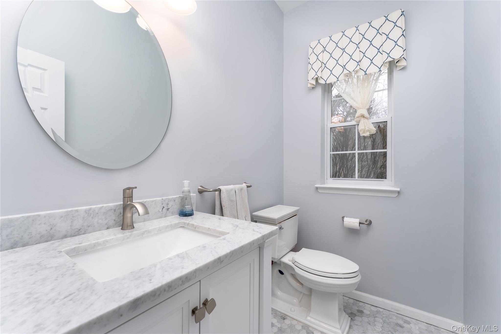 7 Framingham Lane, Shoreham, NY 11786