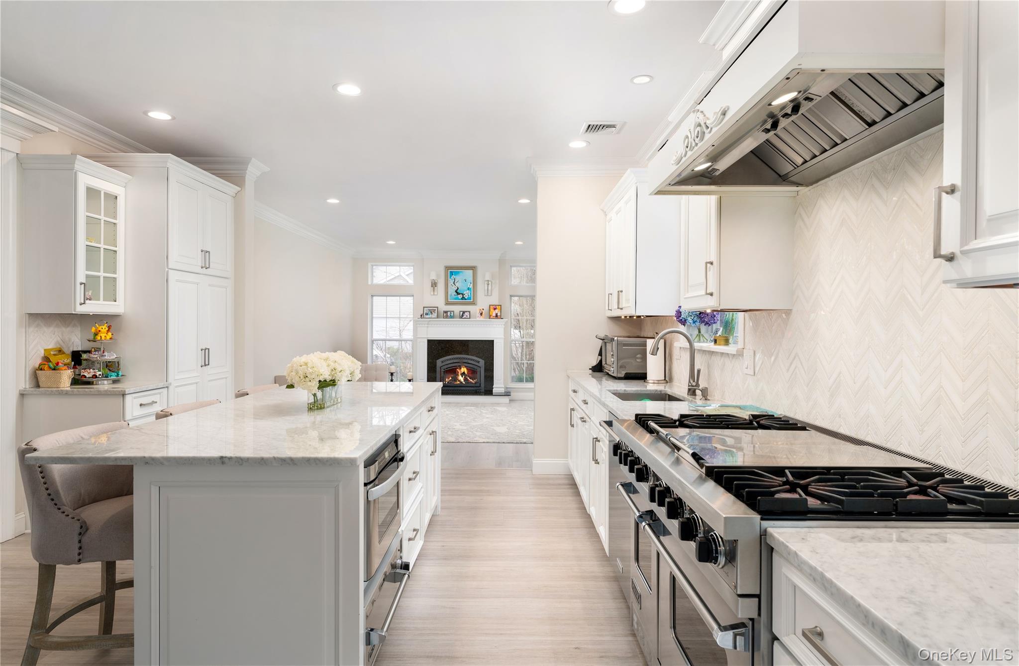 7 Framingham Lane, Shoreham, NY 11786