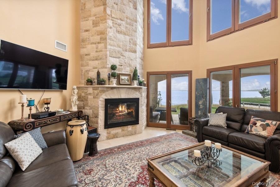 13 Seatuck Lane, Remsenburg, NY 11960