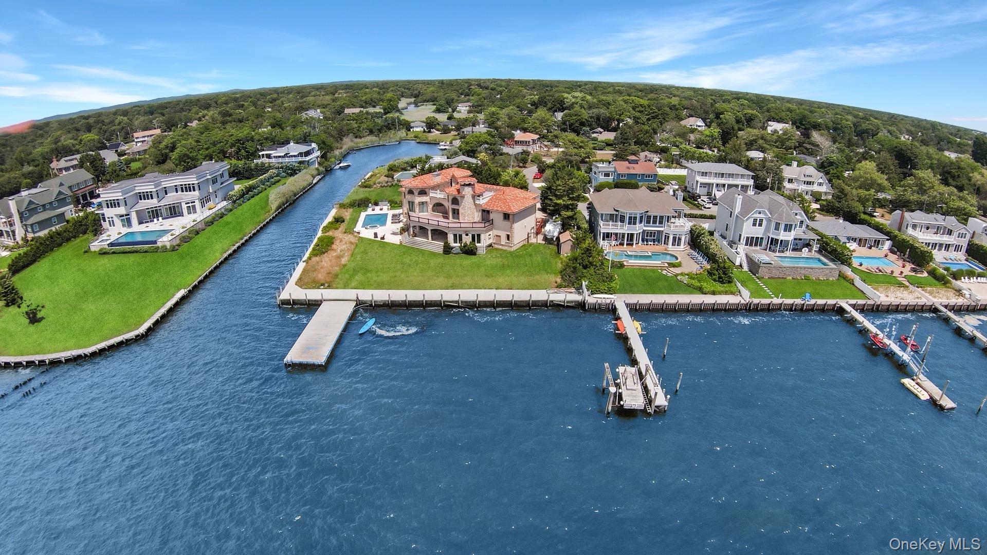 13 Seatuck Lane, Remsenburg, NY 11960