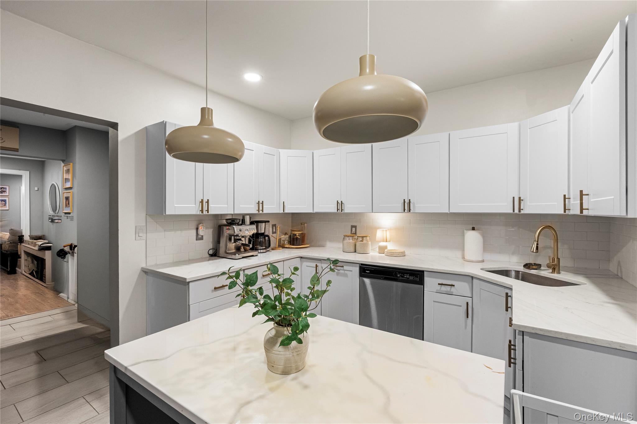 251 Forest Avenue, Lynbrook, NY 11563