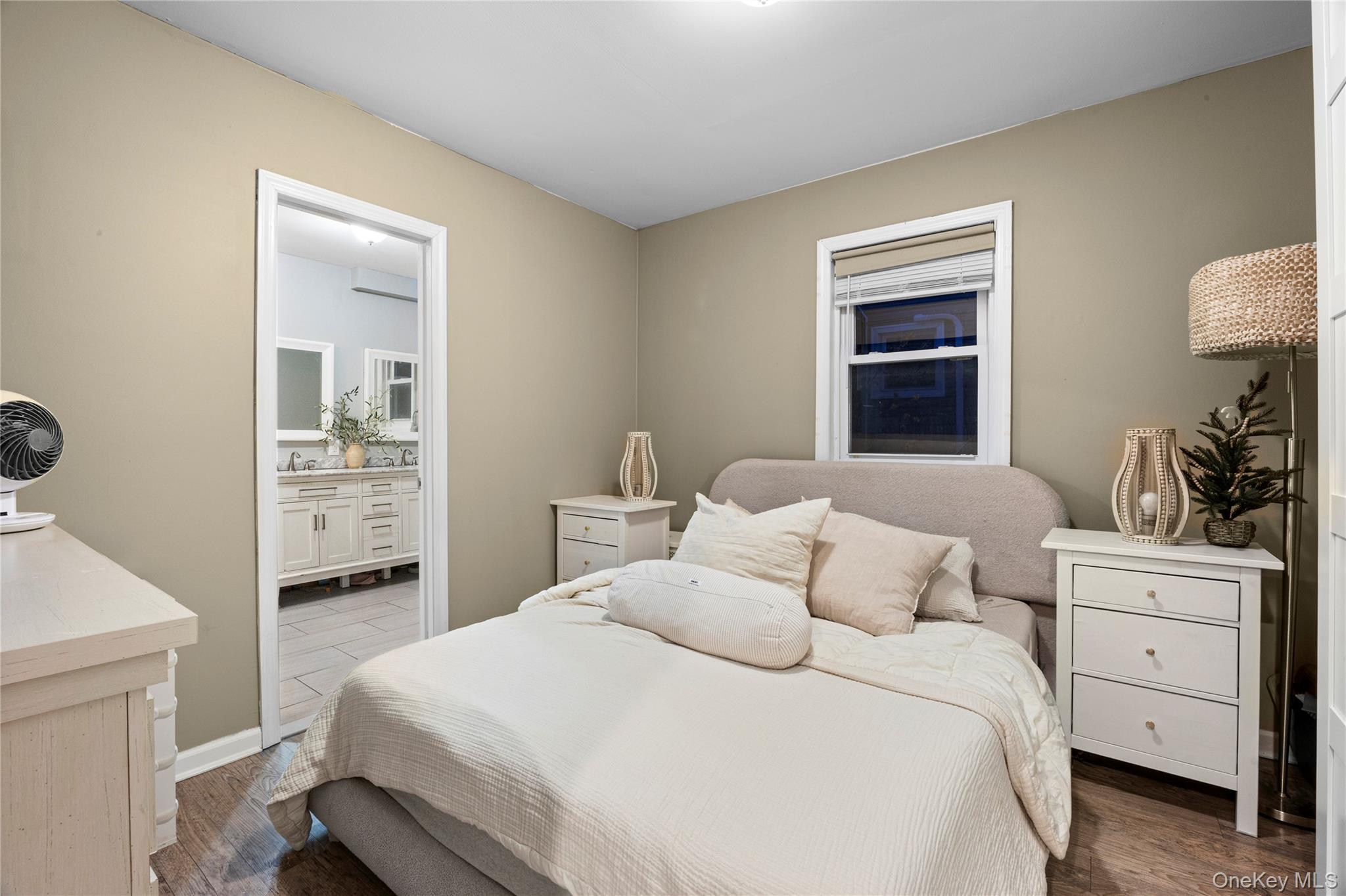 251 Forest Avenue, Lynbrook, NY 11563