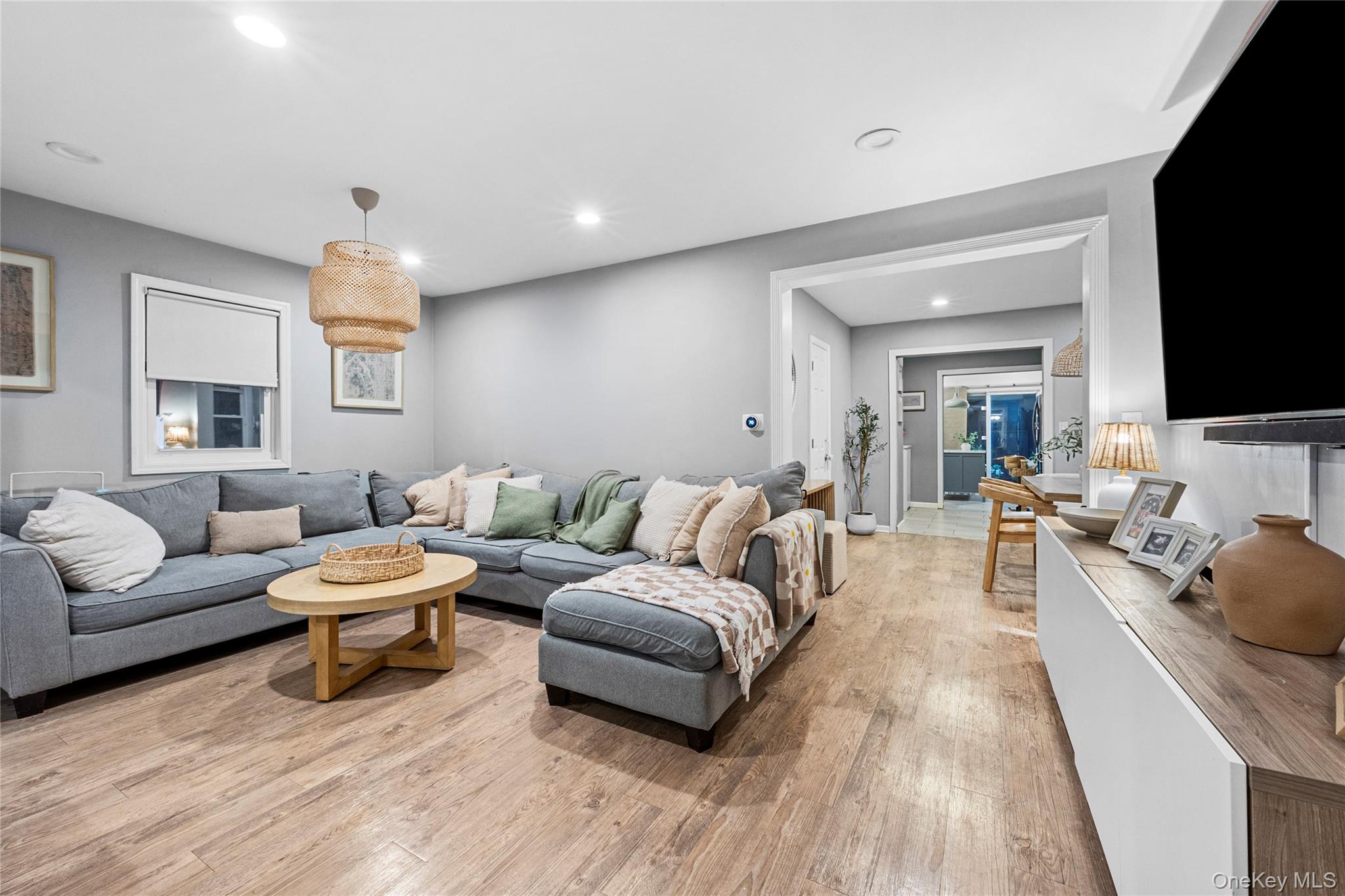 251 Forest Avenue, Lynbrook, NY 11563