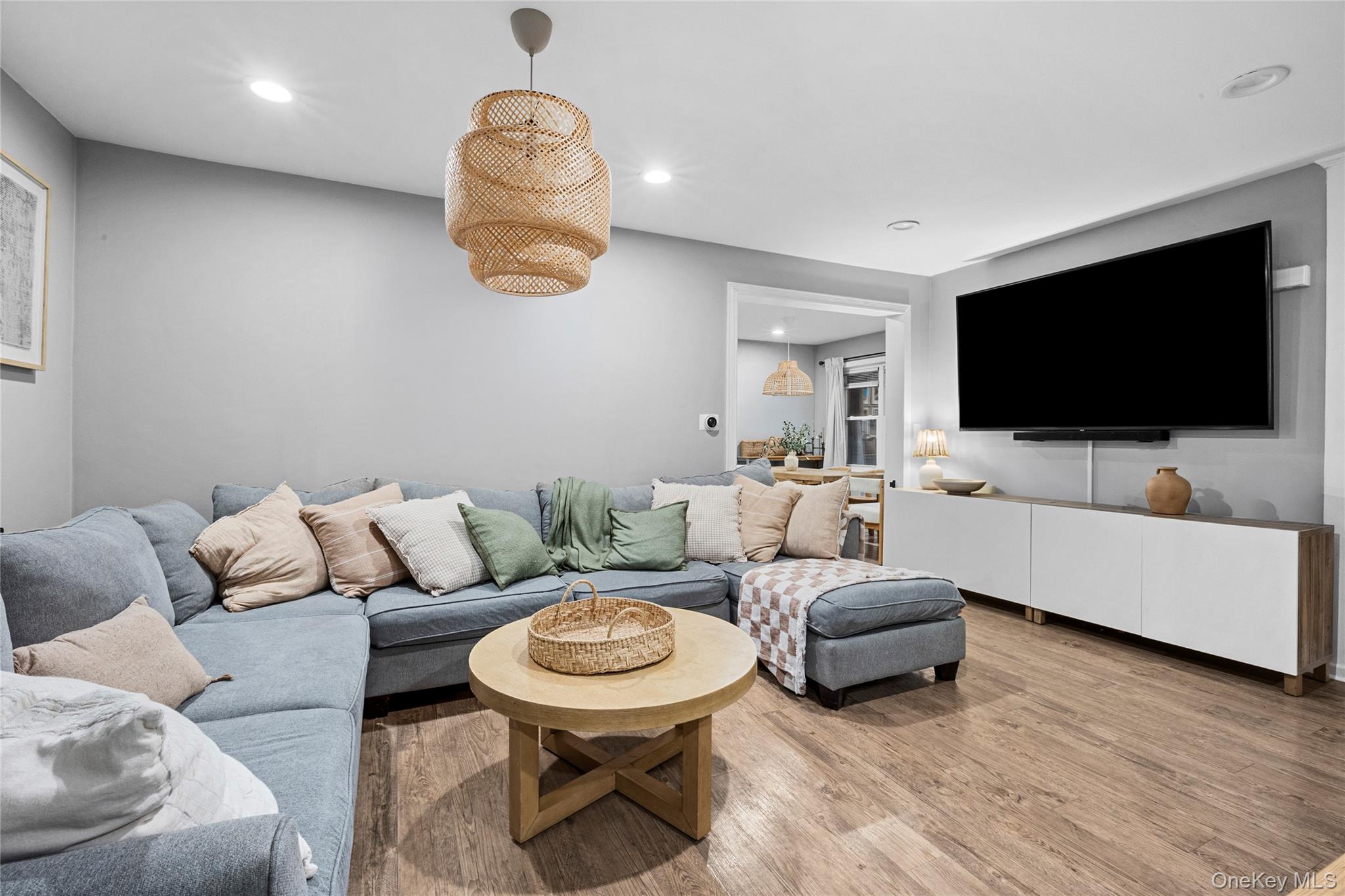 251 Forest Avenue, Lynbrook, NY 11563