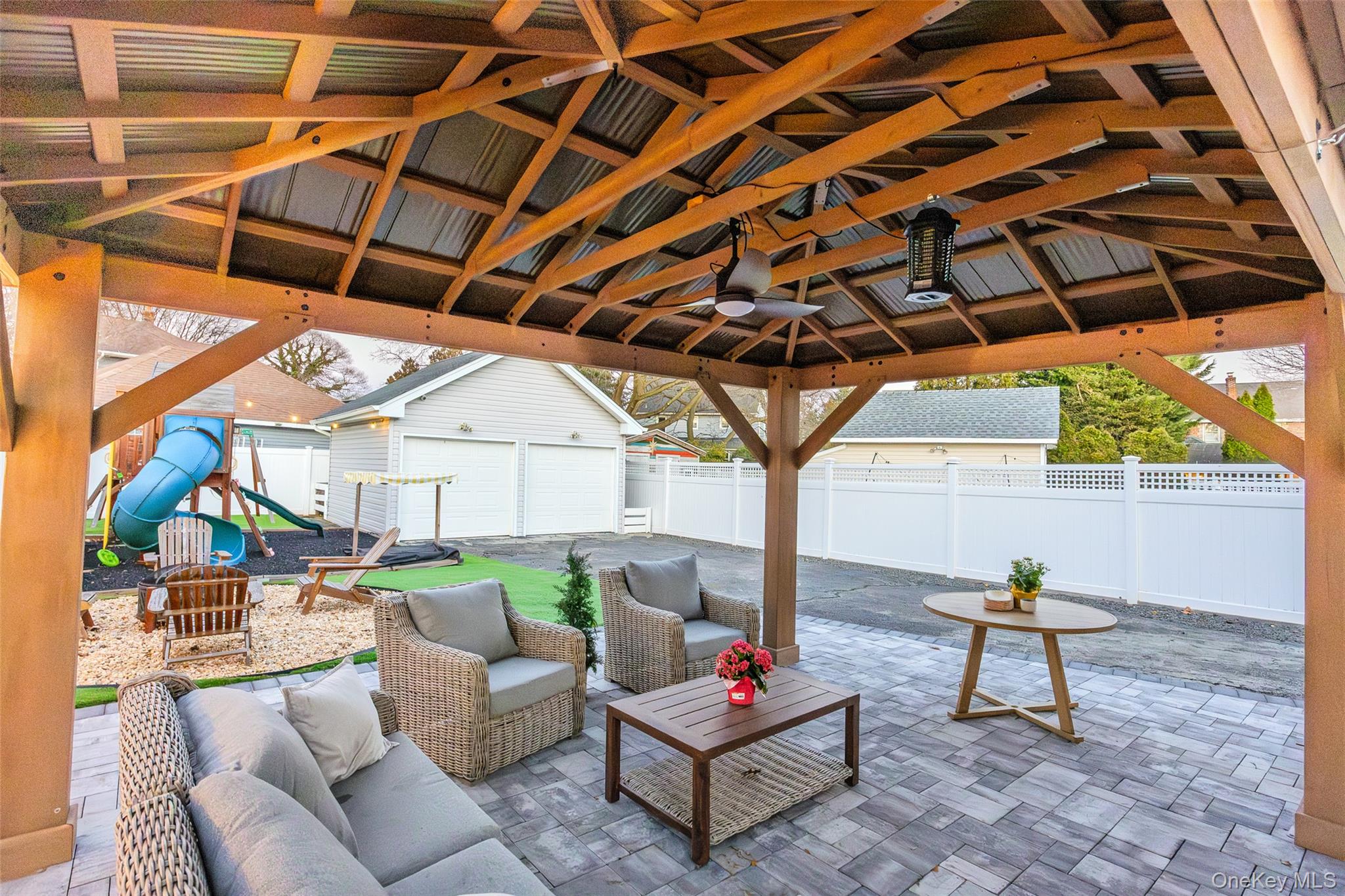 251 Forest Avenue, Lynbrook, NY 11563