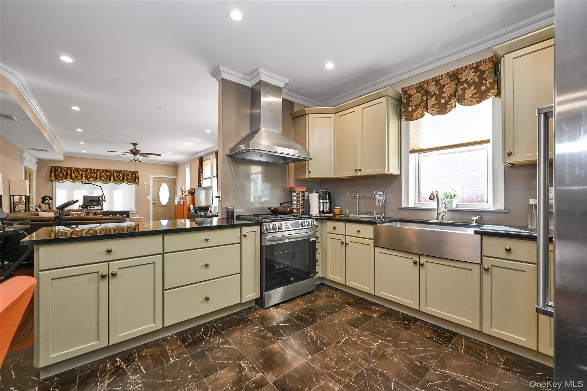 29-42 164th Street, Flushing, NY 11358