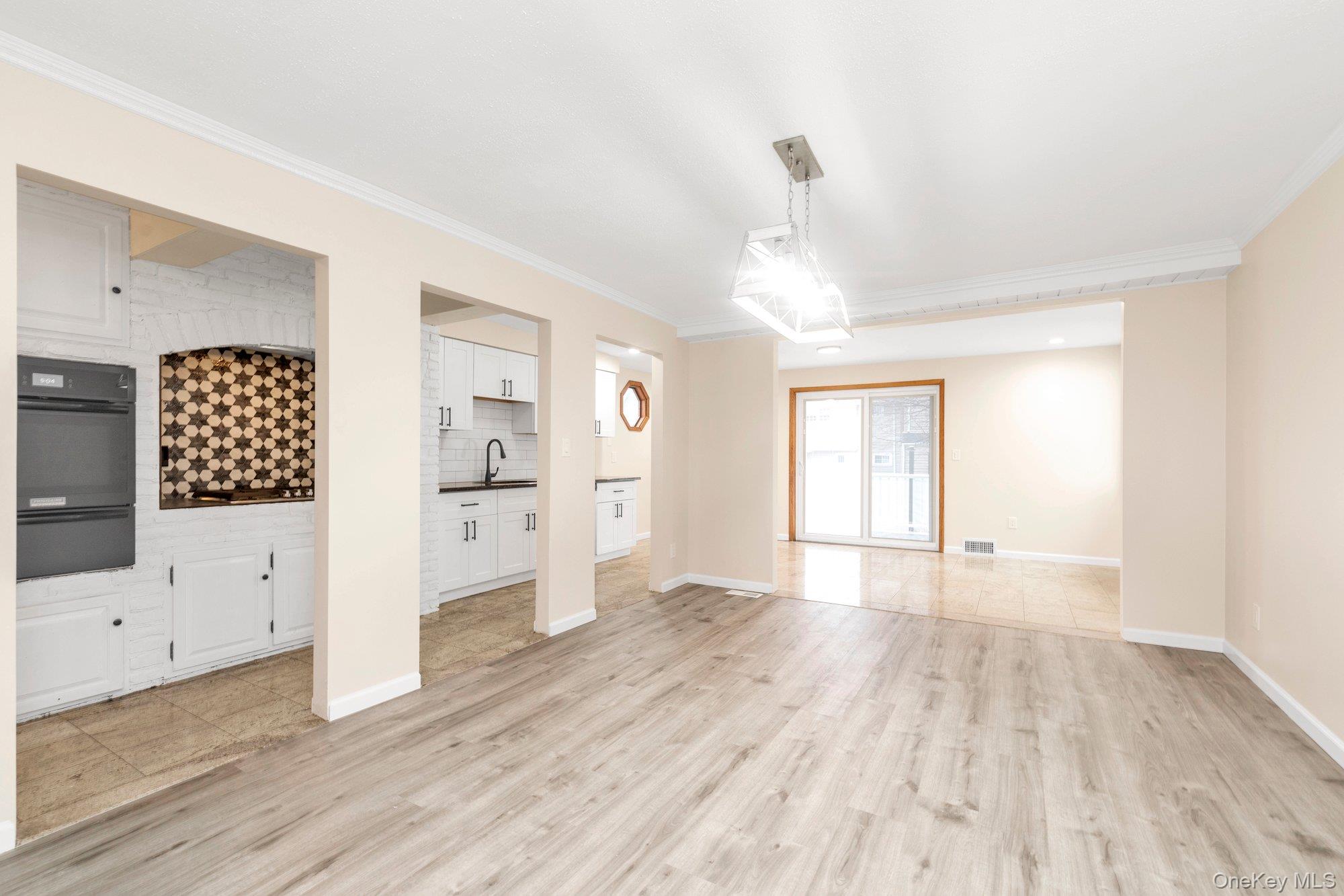 295 Plain Court # RIGHT, Franklin Square, NY 11010