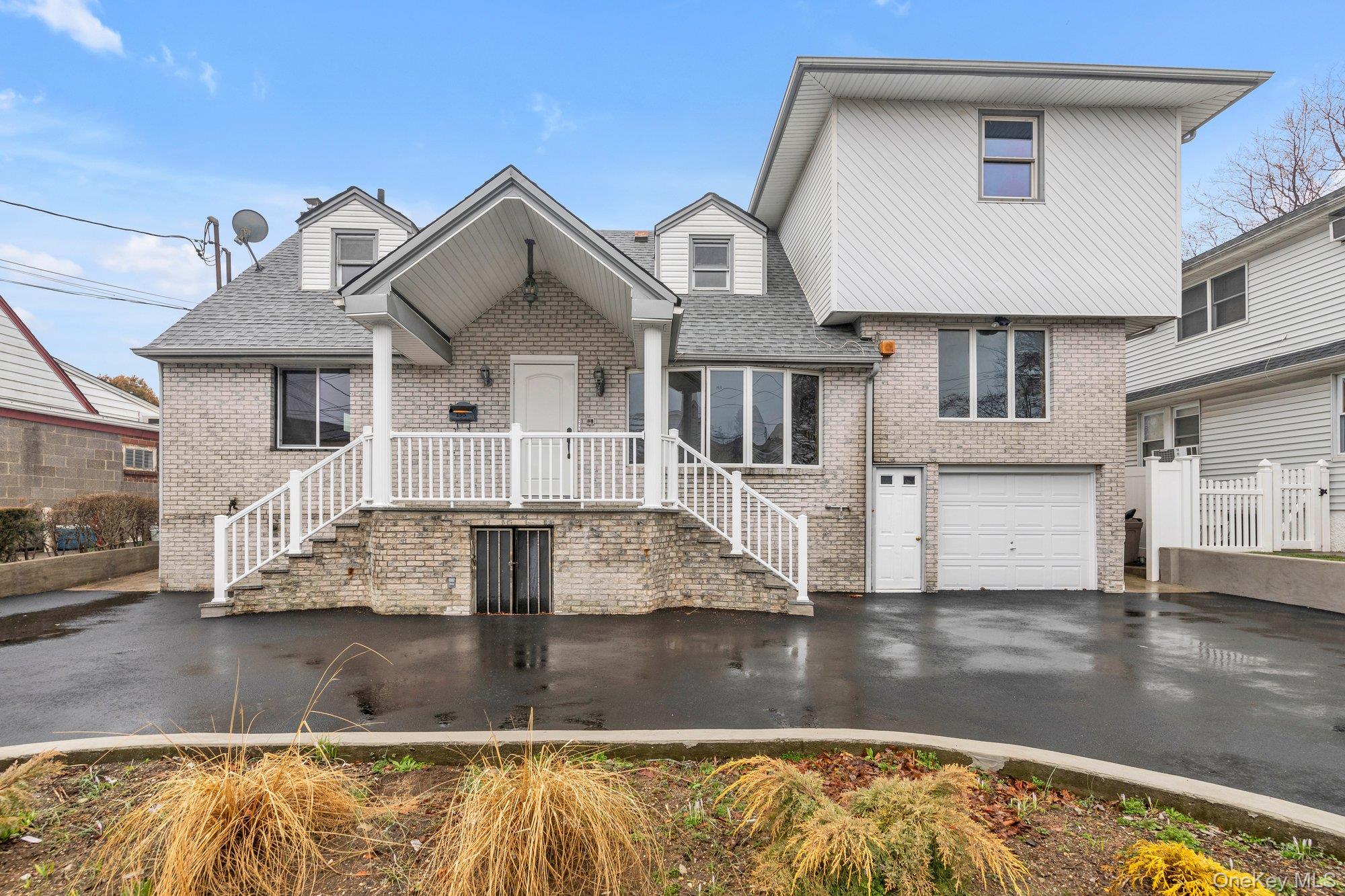 295 Plain Court # RIGHT, Franklin Square, NY 11010