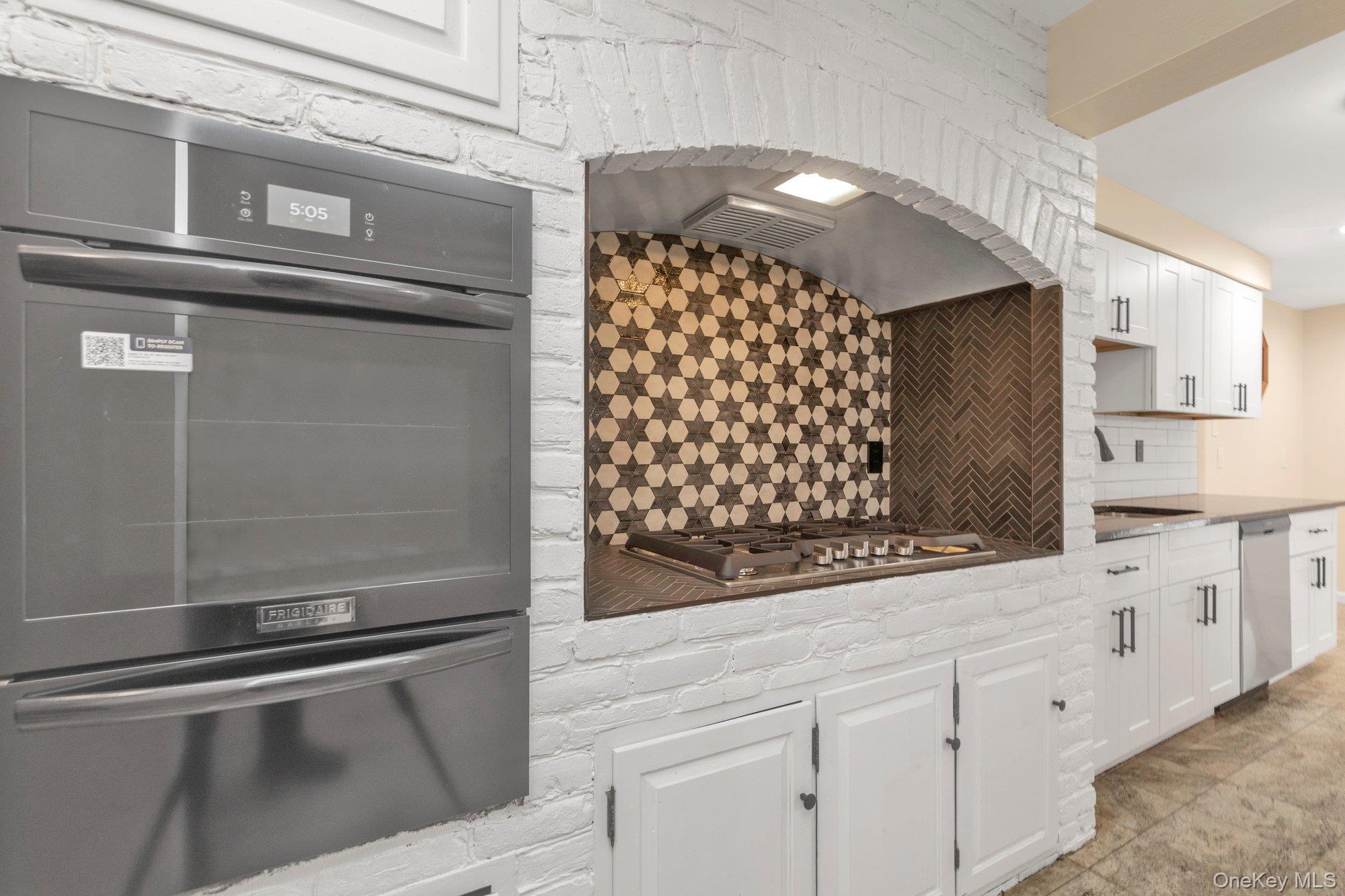 295 Plain Court # RIGHT, Franklin Square, NY 11010