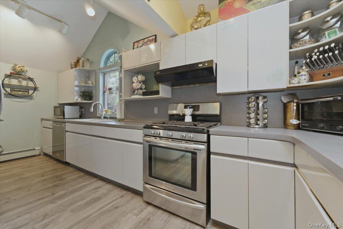 85 Spencer Avenue, Lynbrook, NY 11563