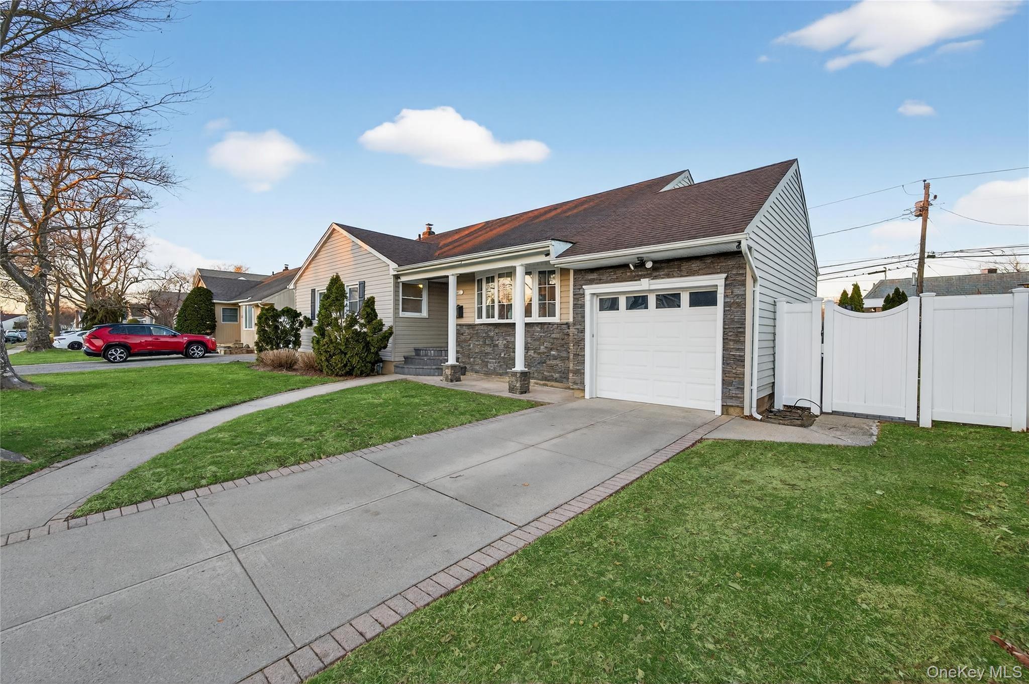 661 Garner Place, East Meadow, NY 11554