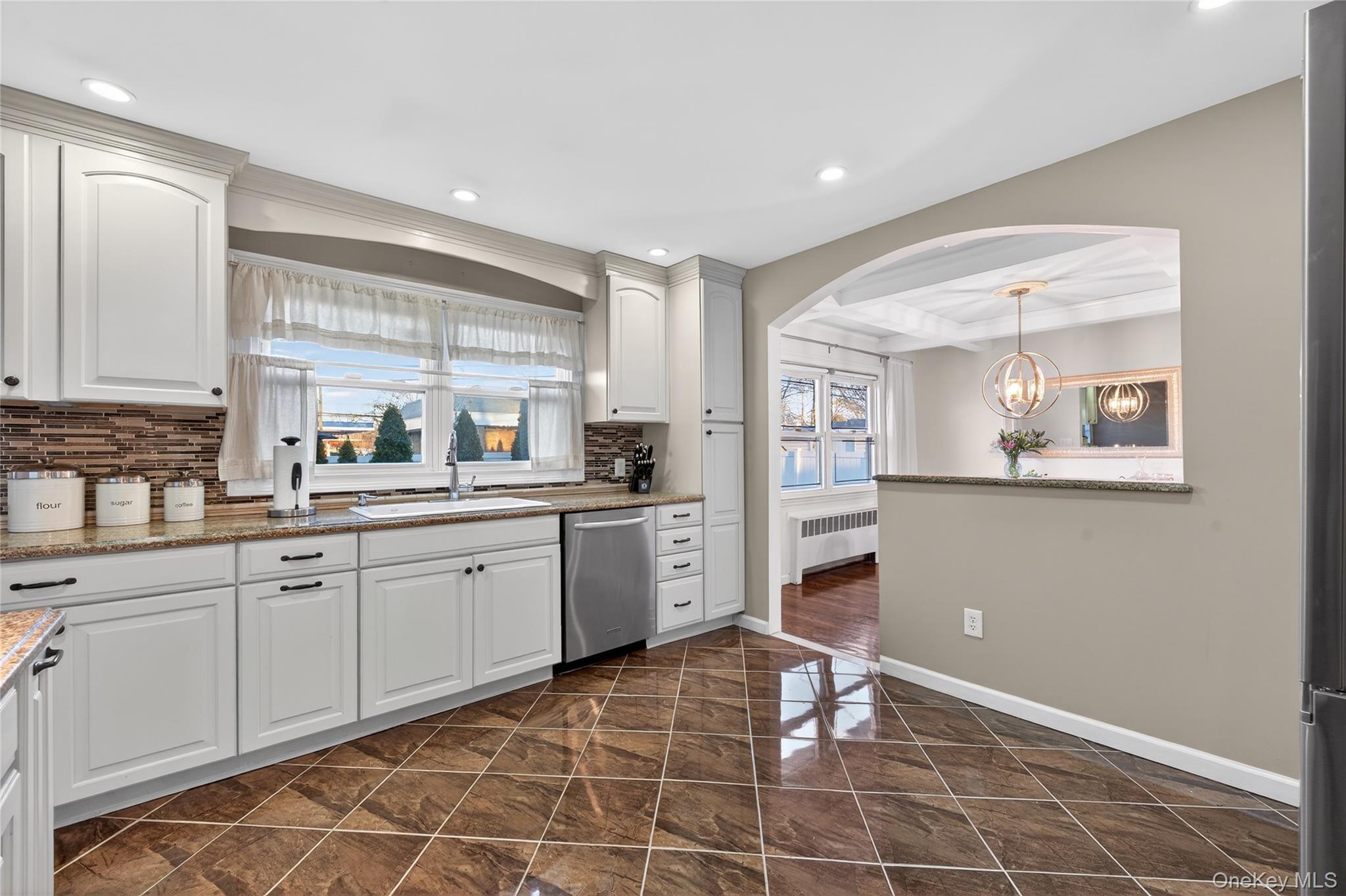 661 Garner Place, East Meadow, NY 11554