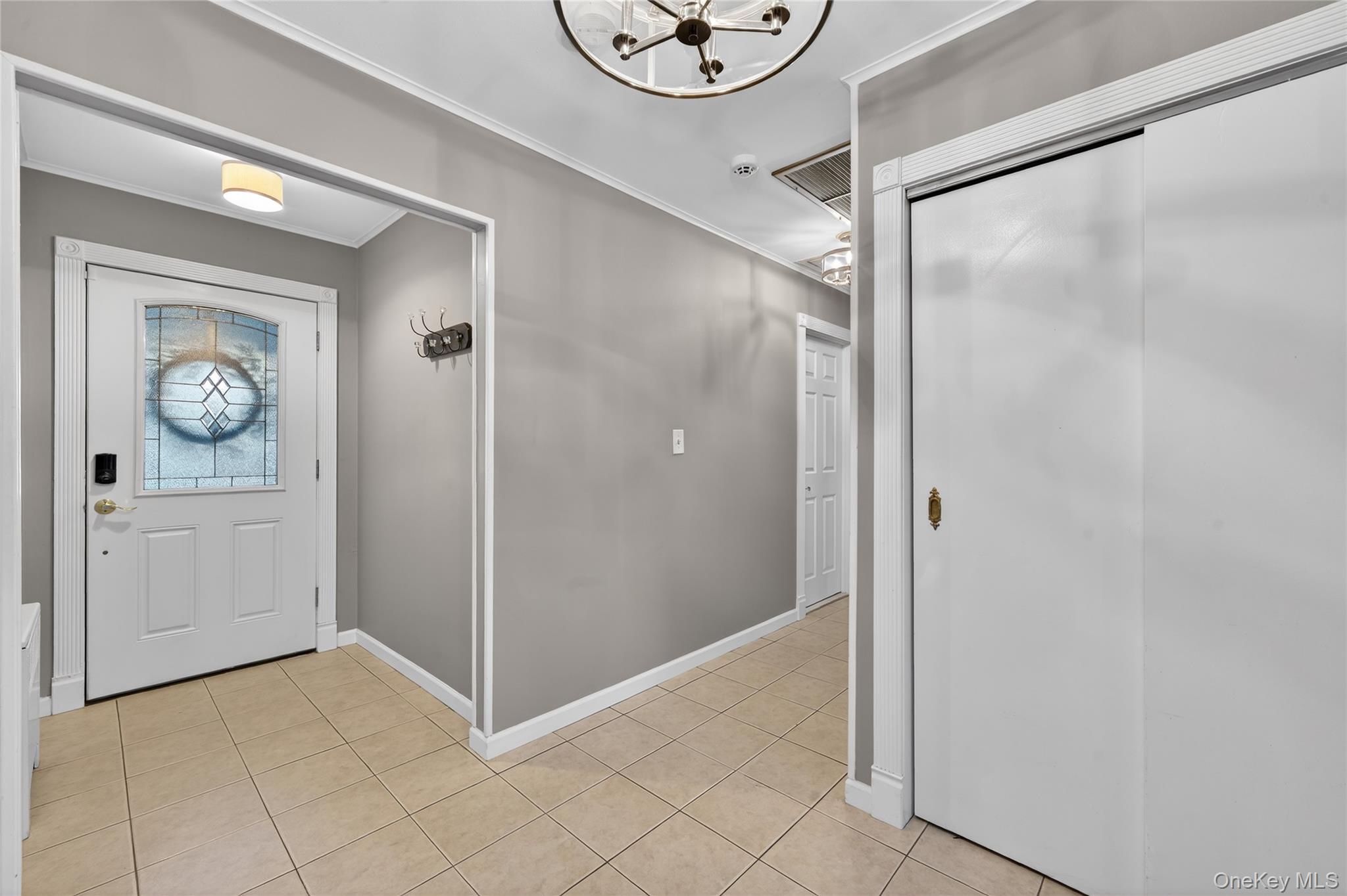 661 Garner Place, East Meadow, NY 11554