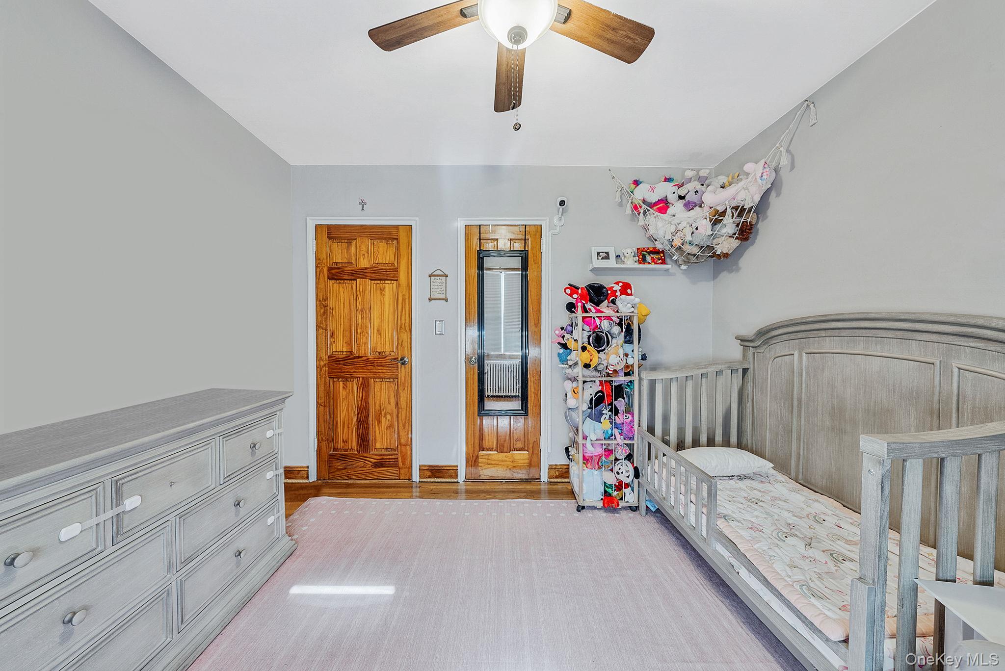 16 Edwards Street # 3G, Roslyn Heights, NY 11577