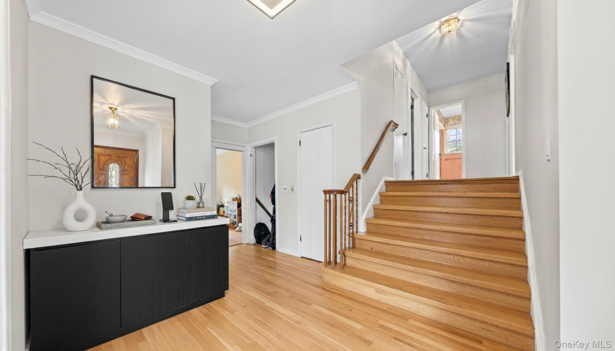 61 Devon Road, Bronxville, NY 10708