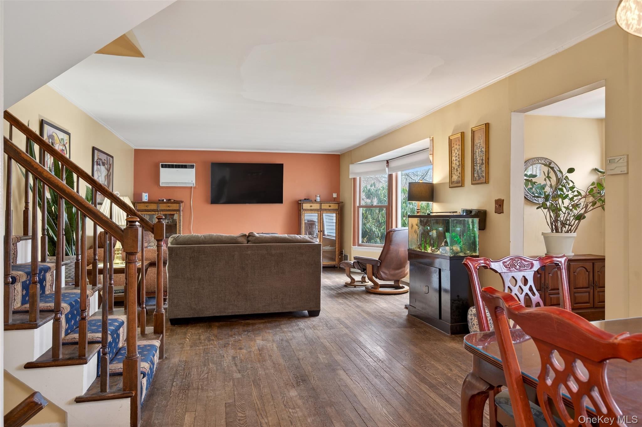 9 Verne Place, Hartsdale, NY 10530