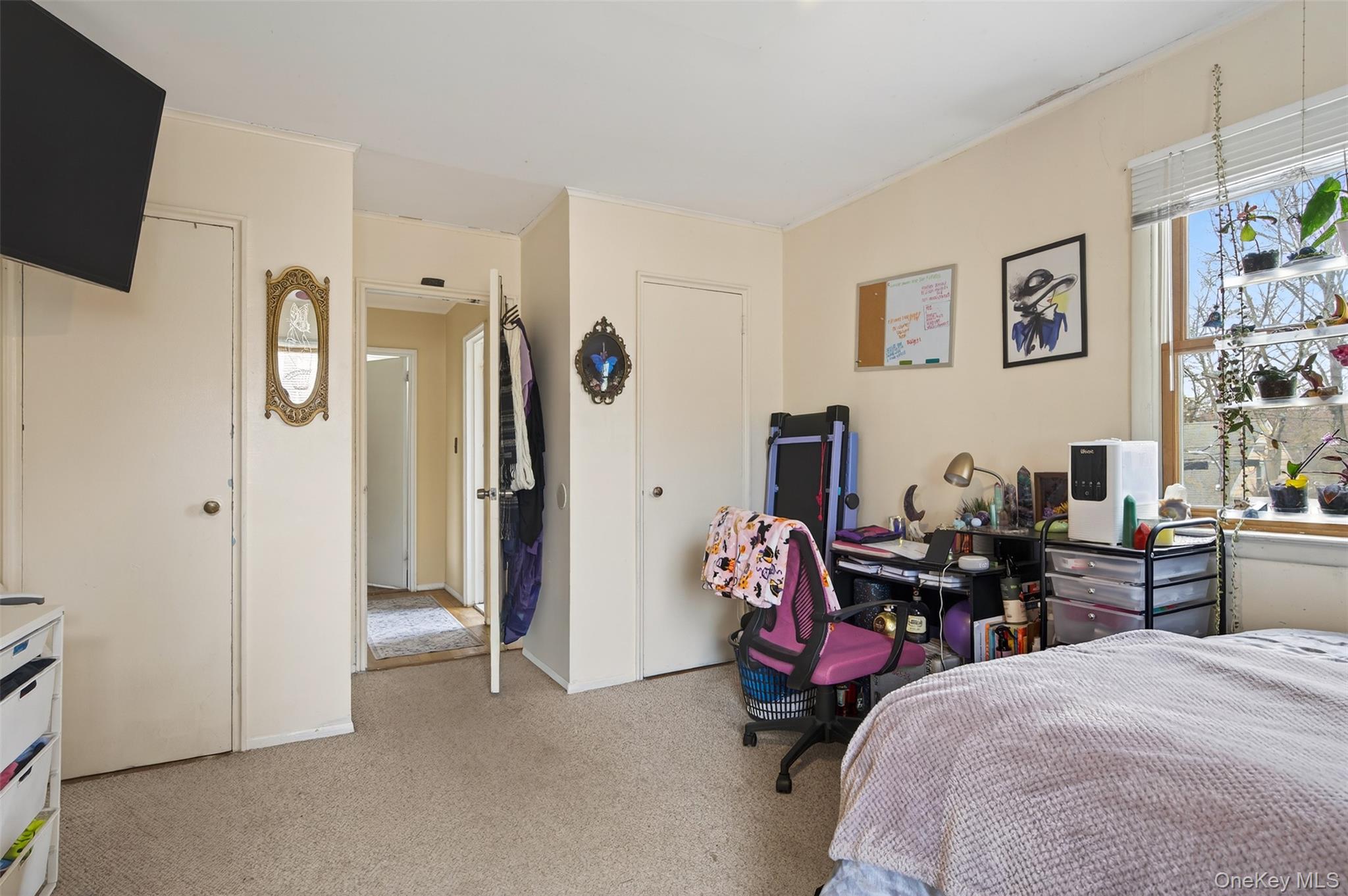 9 Verne Place, Hartsdale, NY 10530