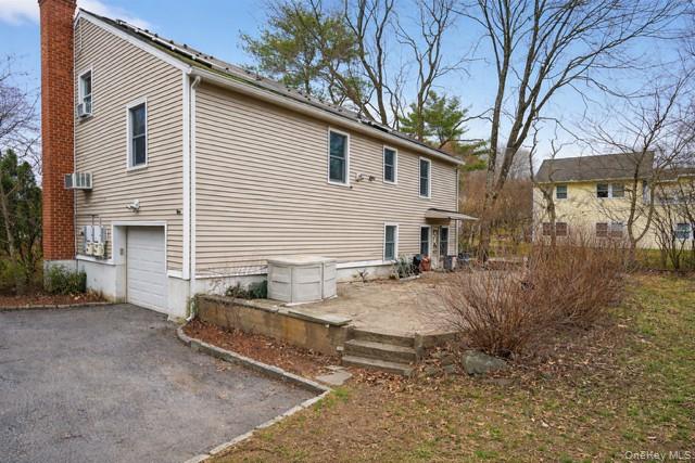 9 Verne Place, Hartsdale, NY 10530