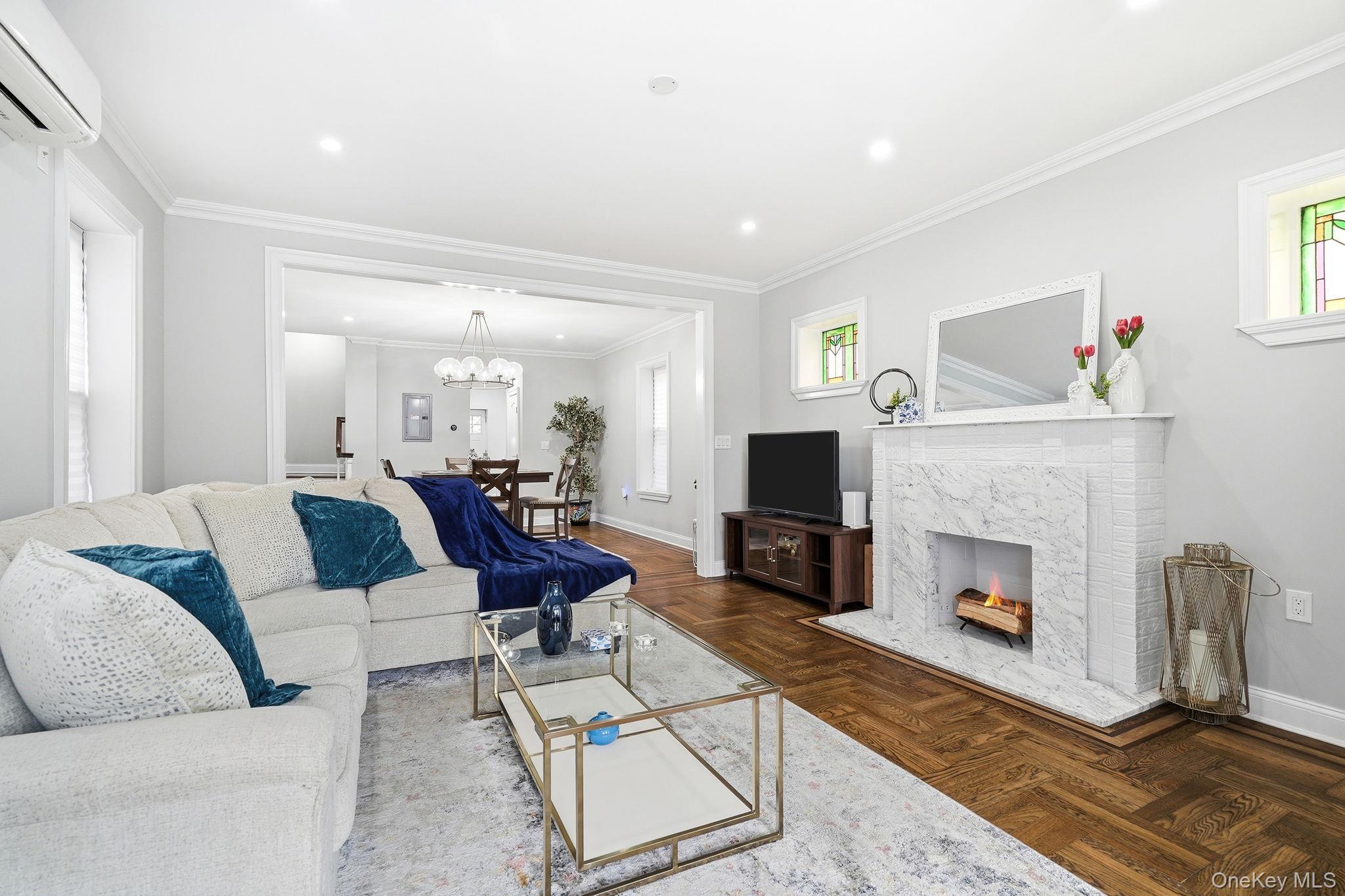 1163 Rhinelander Avenue, Bronx, NY 10461