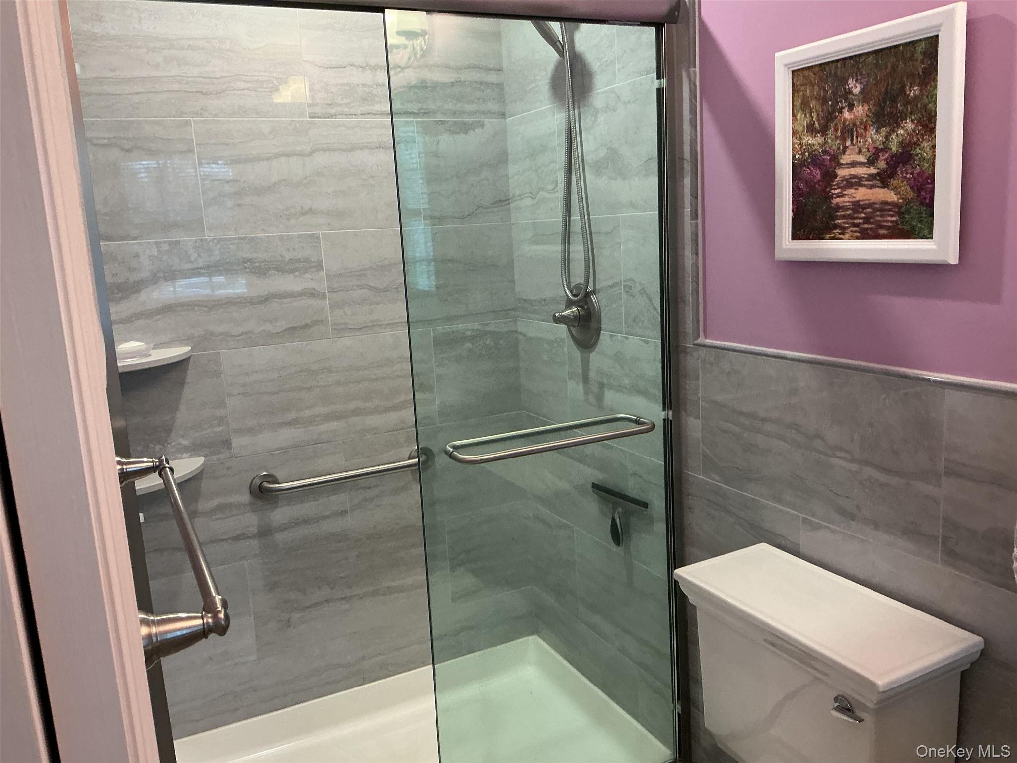 207 Woodbridge Drive # B, Ridge, NY 11961