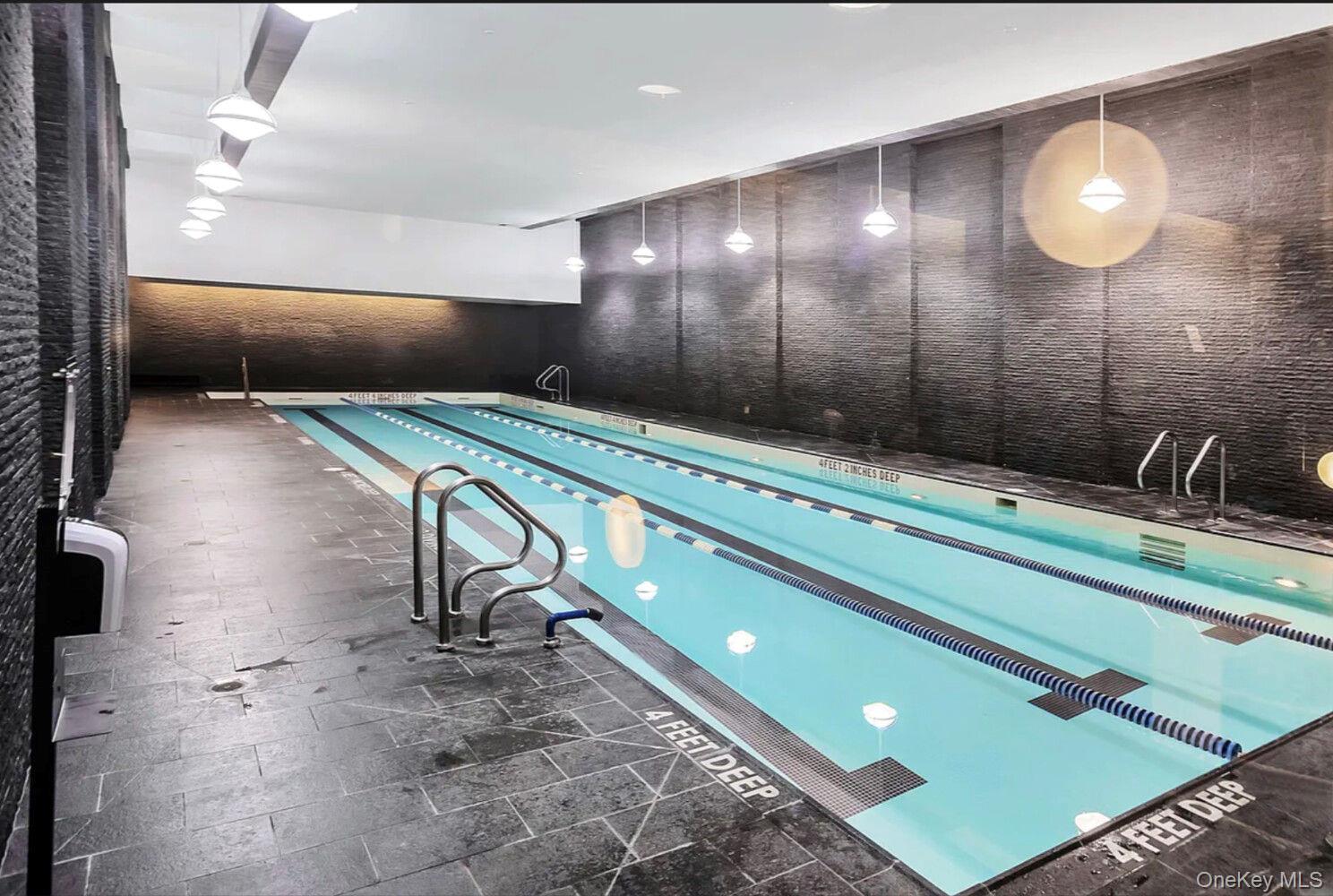 60 RIVERSIDE Boulevard # 2011, New York (Manhattan), NY 10069