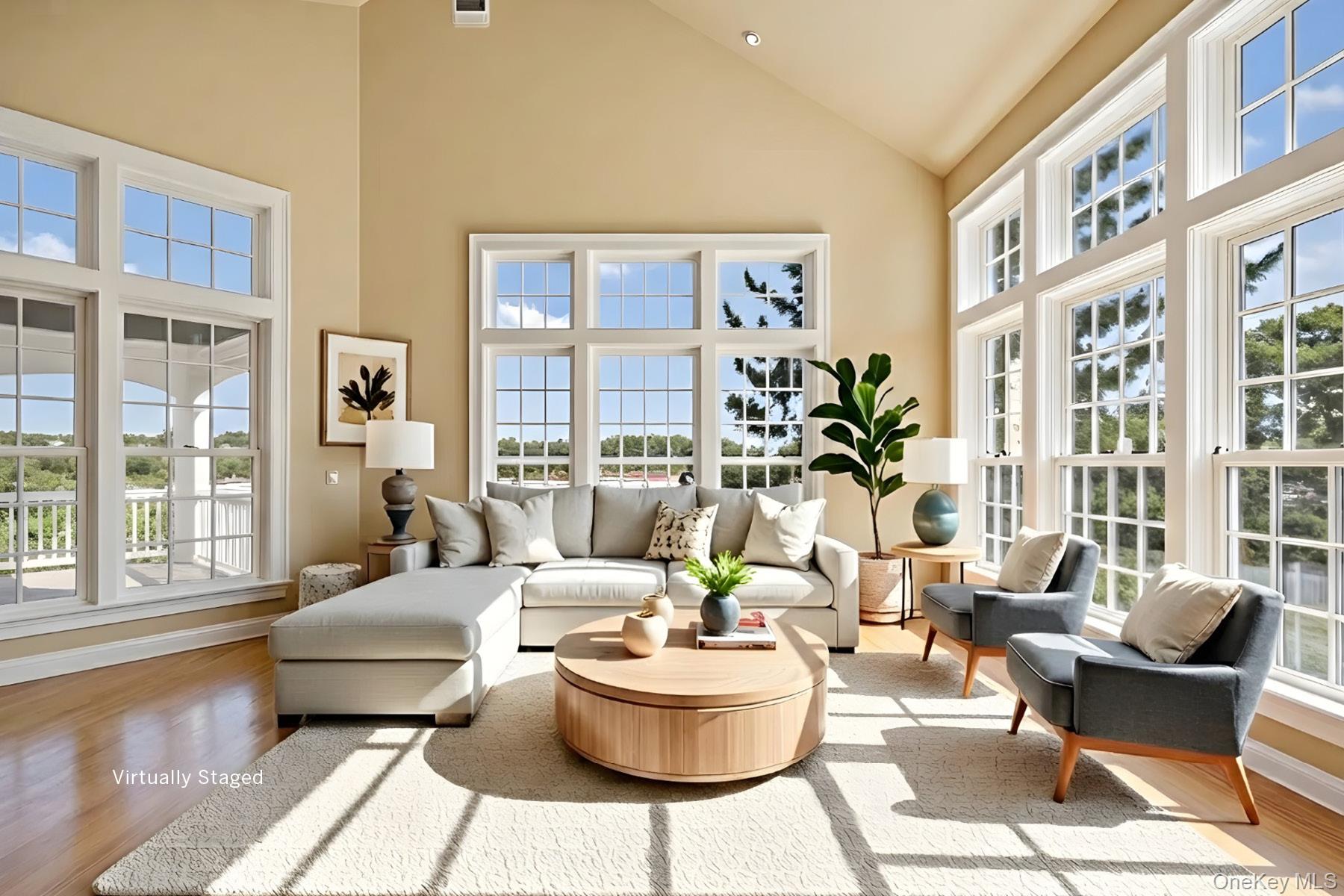 Laurel Hollow, NY 11791