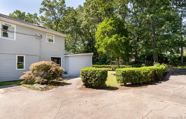 10 Sunnyside Drive, Sound Beach, NY 11789