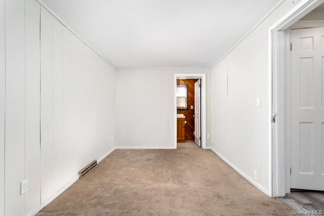 10 Sunnyside Drive, Sound Beach, NY 11789