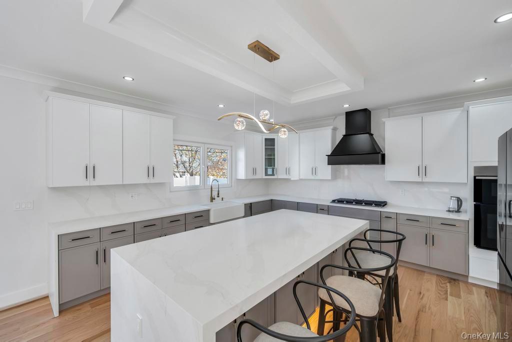 14 Eve Lane, Levittown, NY 11756