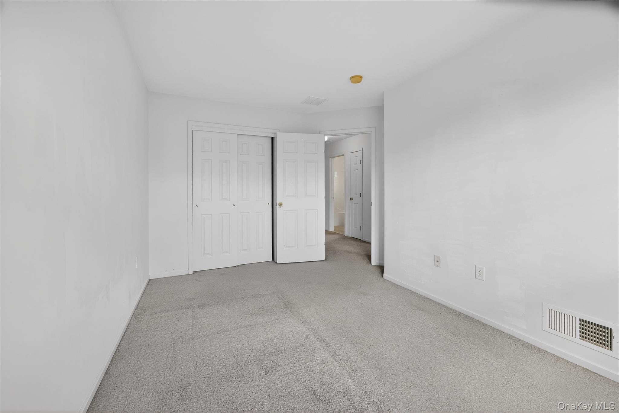 25 Alexander Drive, Washingtonville, NY 10992