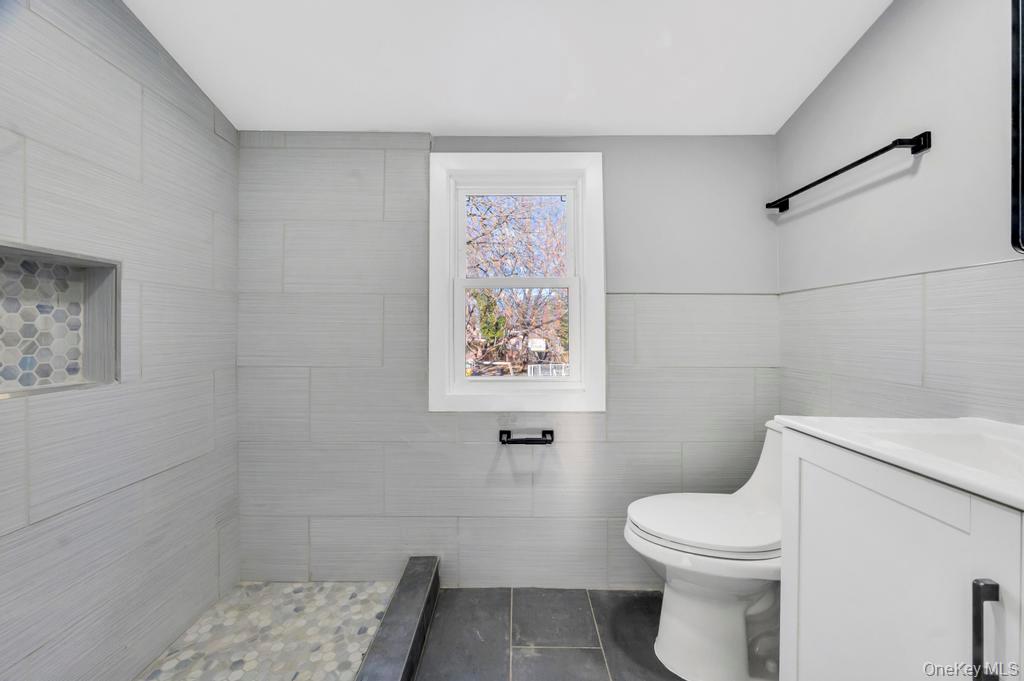 27 Landscape Drive, Wheatley Heights, NY 11798