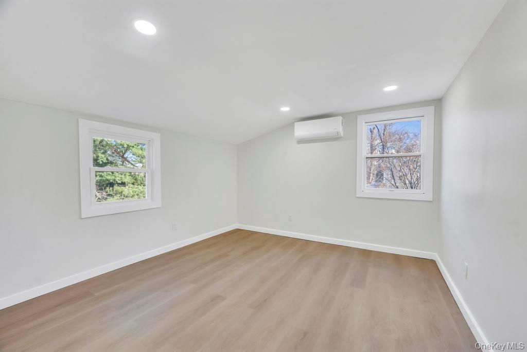 27 Landscape Drive, Wheatley Heights, NY 11798