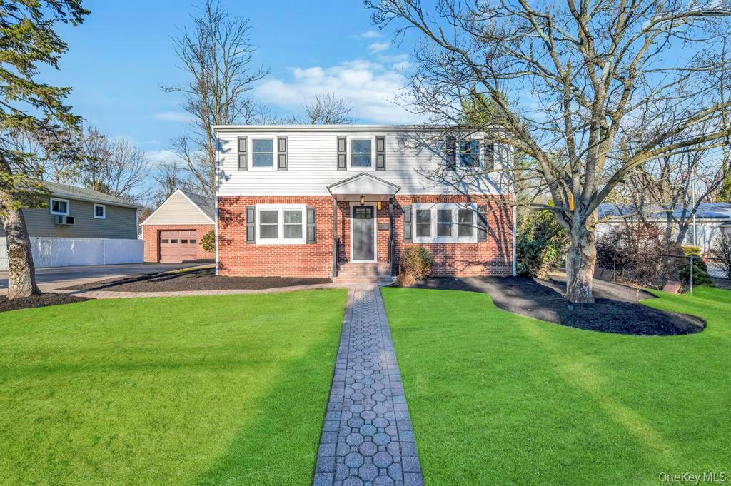 27 Landscape Drive, Wheatley Heights, NY 11798